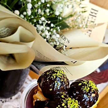 Profiterollü Tart Profiterollü Tart