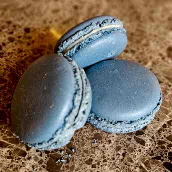 Makaraon -Damla Sakızlı