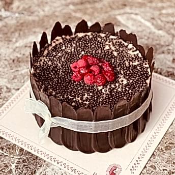 Frambuazlı Çikolatalı Pasta